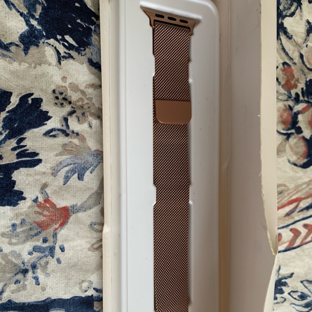 Gold Mesh band for Apple Watch 38/40